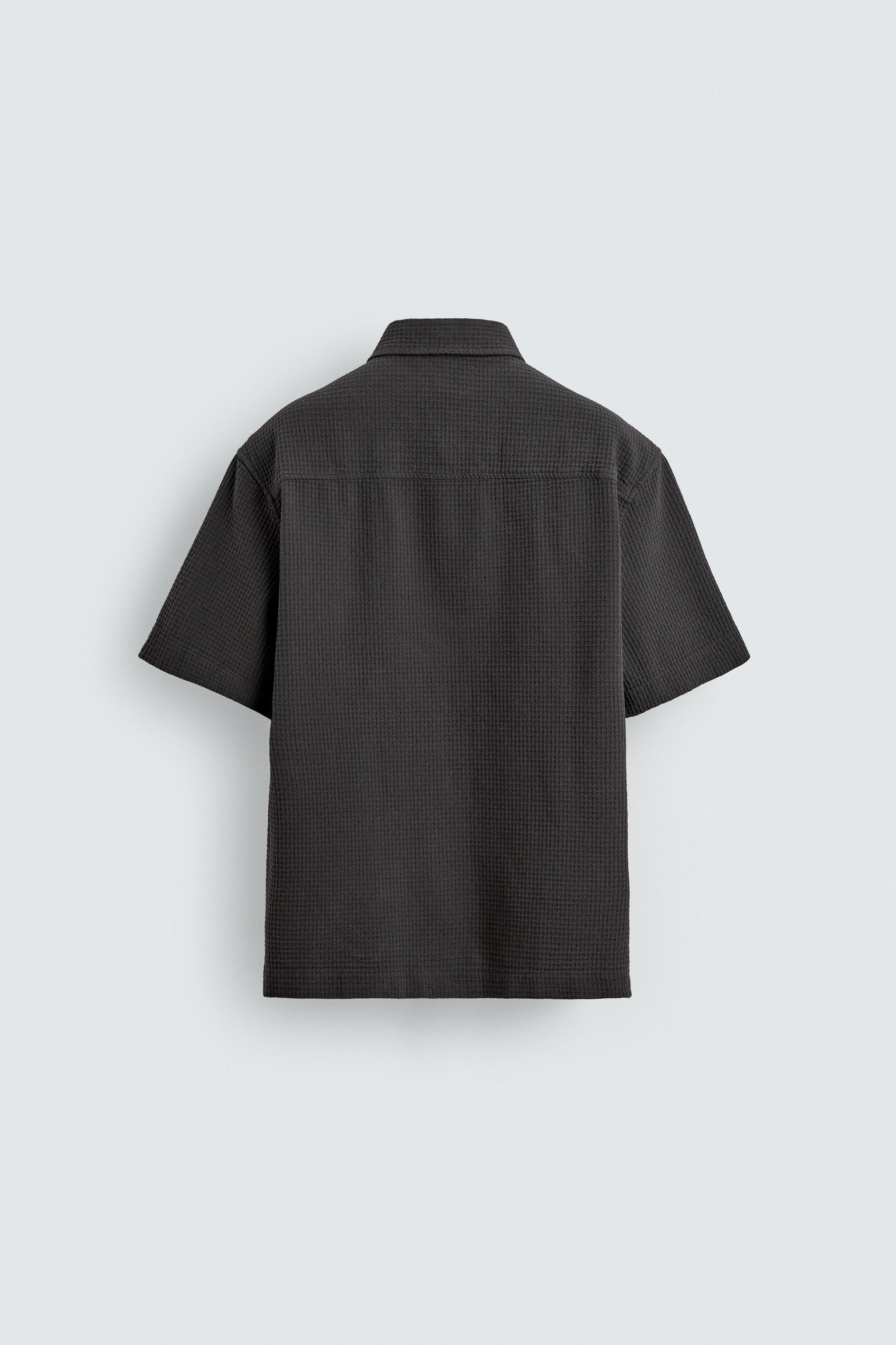 TEXTURED POCKET SHIRT
